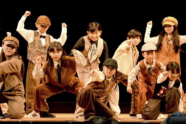 Dance Studio ZERO Stance